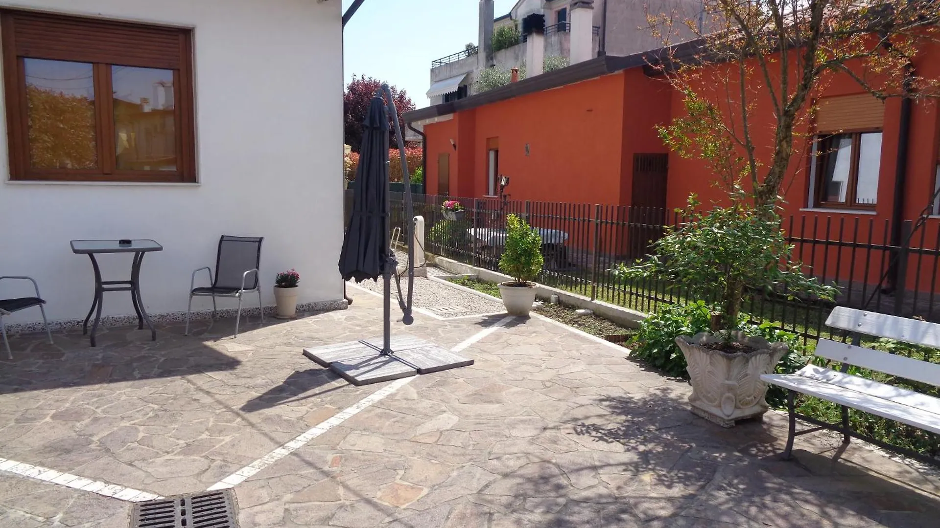 Apartment Appartamenti C&M Al Cortile Vicino Venezia E Aeroporto Vce Italy